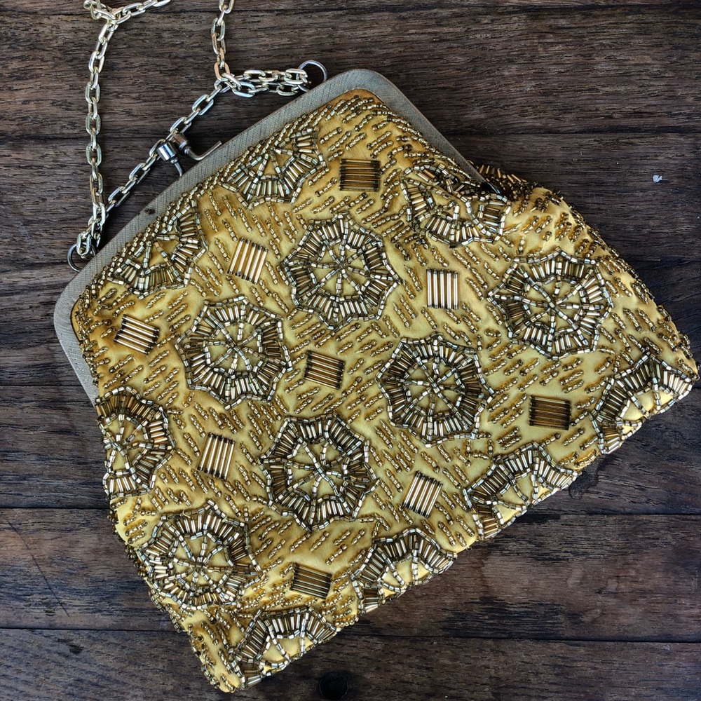 Vintage Beaded Purse!